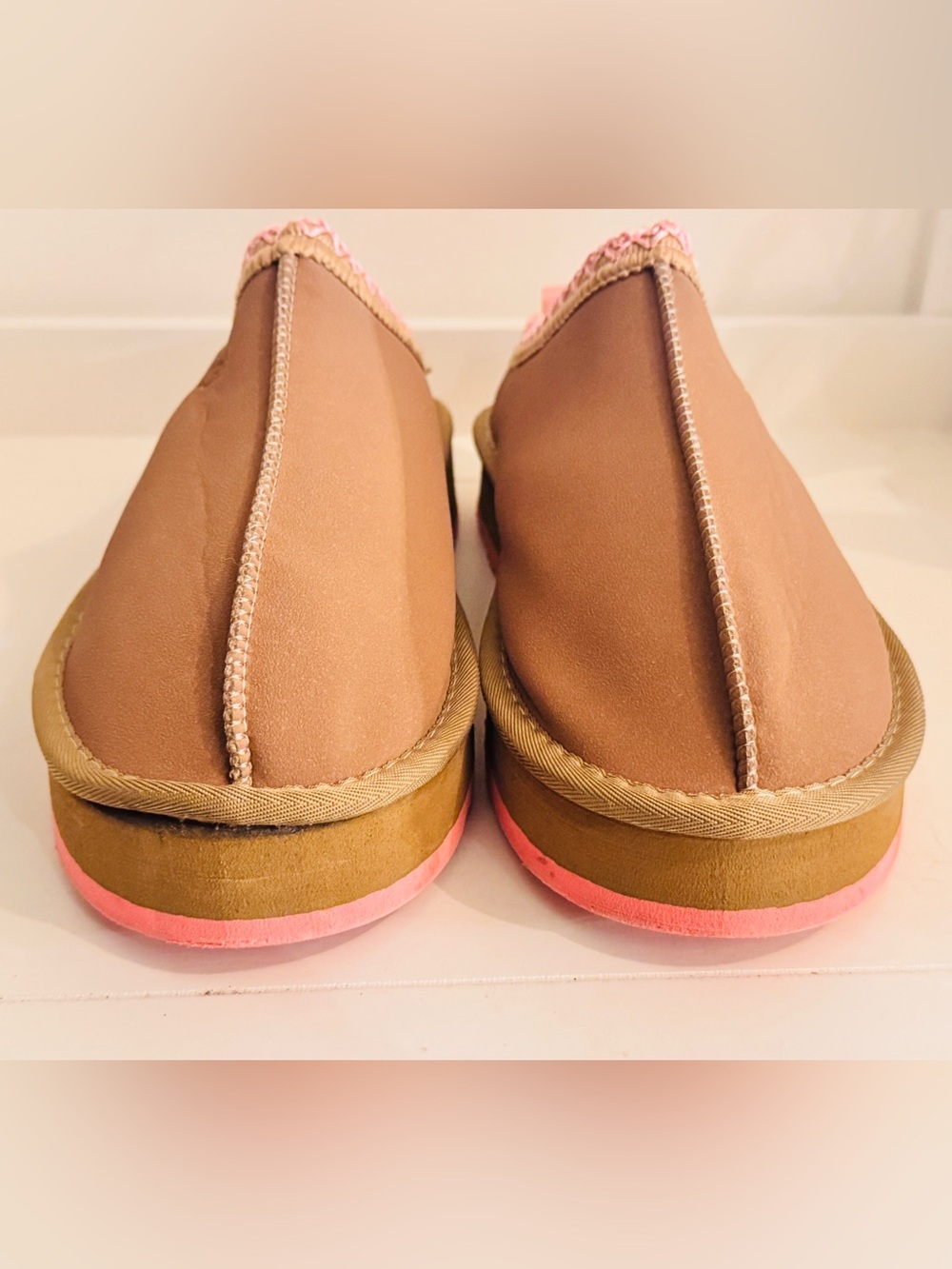 UGG Tazz Love Slippers in Arroyo with Tropical Pink Trim - Picture 10 of 12